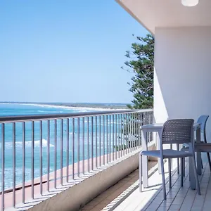 edgecliffe-unit-4-4-esplanade-kings-beach.queenslandhotels.net/